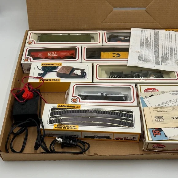 Bachmann King of the Rail HO Electric Train Set Giant 83 pieces set New - Picture 7 of 16